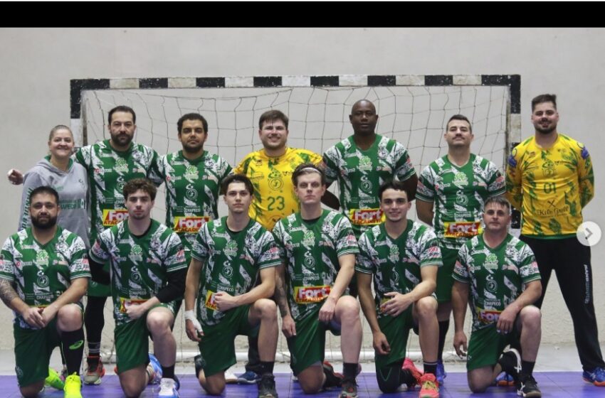  PREFEITURA DE CHAPECÓ/HANDCHAPE-FORT ATACADISTA É CAMPEÃ DA EXTRA LIGA MASCULINA DE HANDEBOL